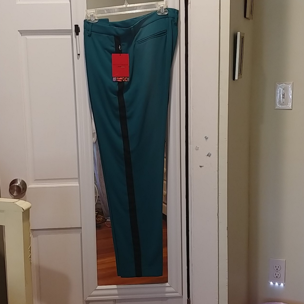 Woman's pants